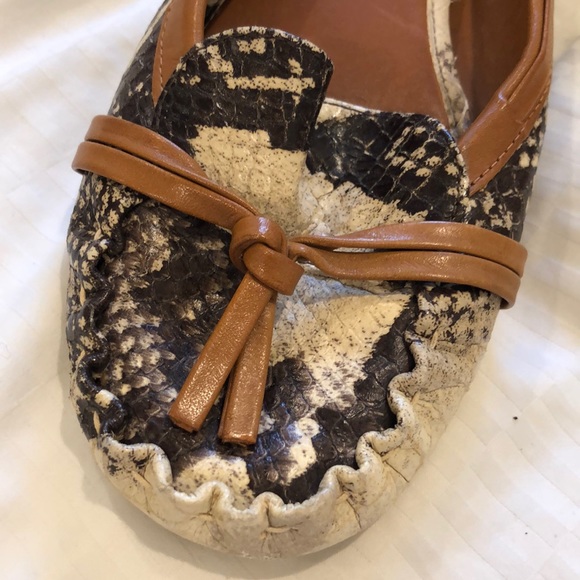 KATE SPADE leather snakeskin moccasin loafer 7.5 - Picture 2 of 6